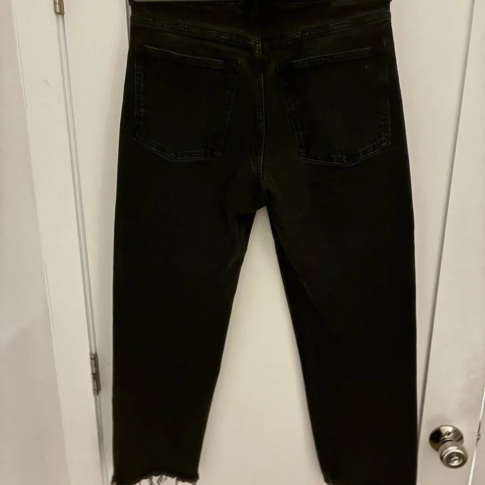 Everlane Women's High Rise Black Jeans - Picture 5 of 8